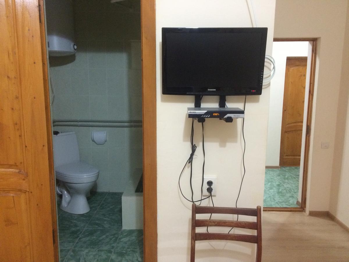 Guesthouse Tigranakert Піцунда Екстер'єр фото