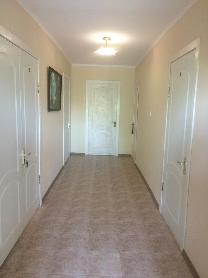 Guesthouse Tigranakert Піцунда Екстер'єр фото